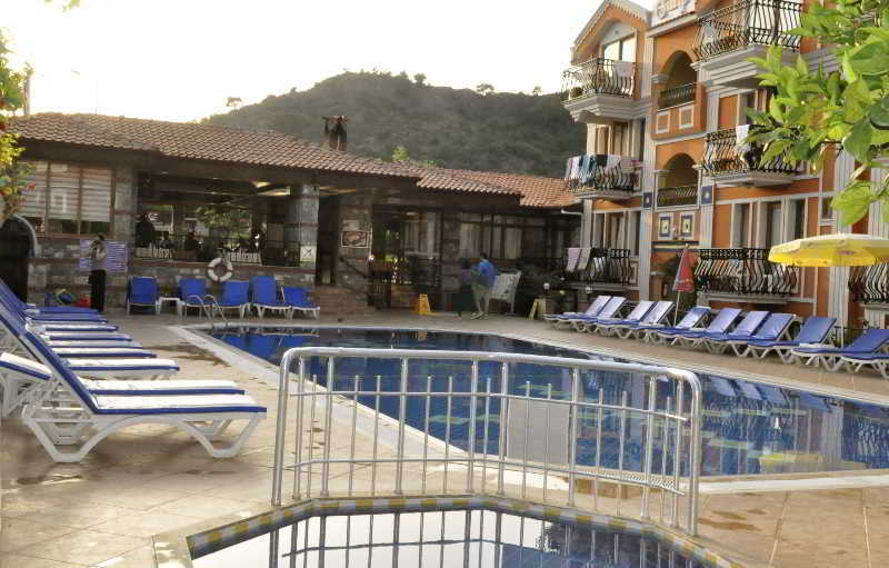 אולודניץ Magic Tulip Beach Hotel מראה חיצוני תמונה